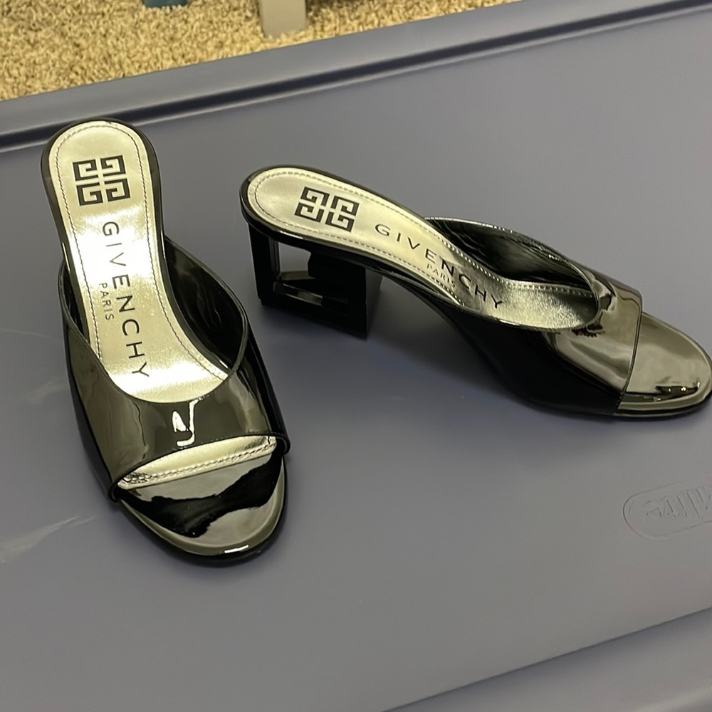 Givenchy shoes size 37